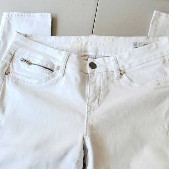 7SEVEN JEANS,SKINNY,EMBELLISHED BACK POCKETS, SMALL ZIPPERED POCKET TAPERED LEG - Picture 6 of 16